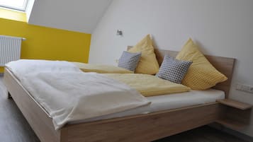 2 bedrooms, WiFi, bed sheets