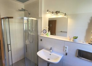 Imagen sin descripción, 5 de 17, botón