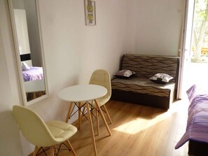 1 bedroom, WiFi
