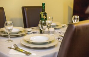 تناول الطعام