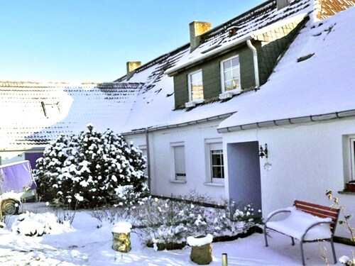 family friendly apartment with large garden - apartment