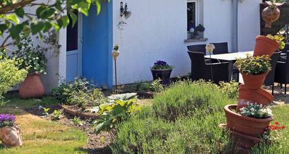 familienfreundliche Ferienwohnung mit großem Garten - Ferienwohnung