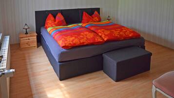 3 Schlafzimmer, Reisekinderbett, WLAN, Bettwäsche