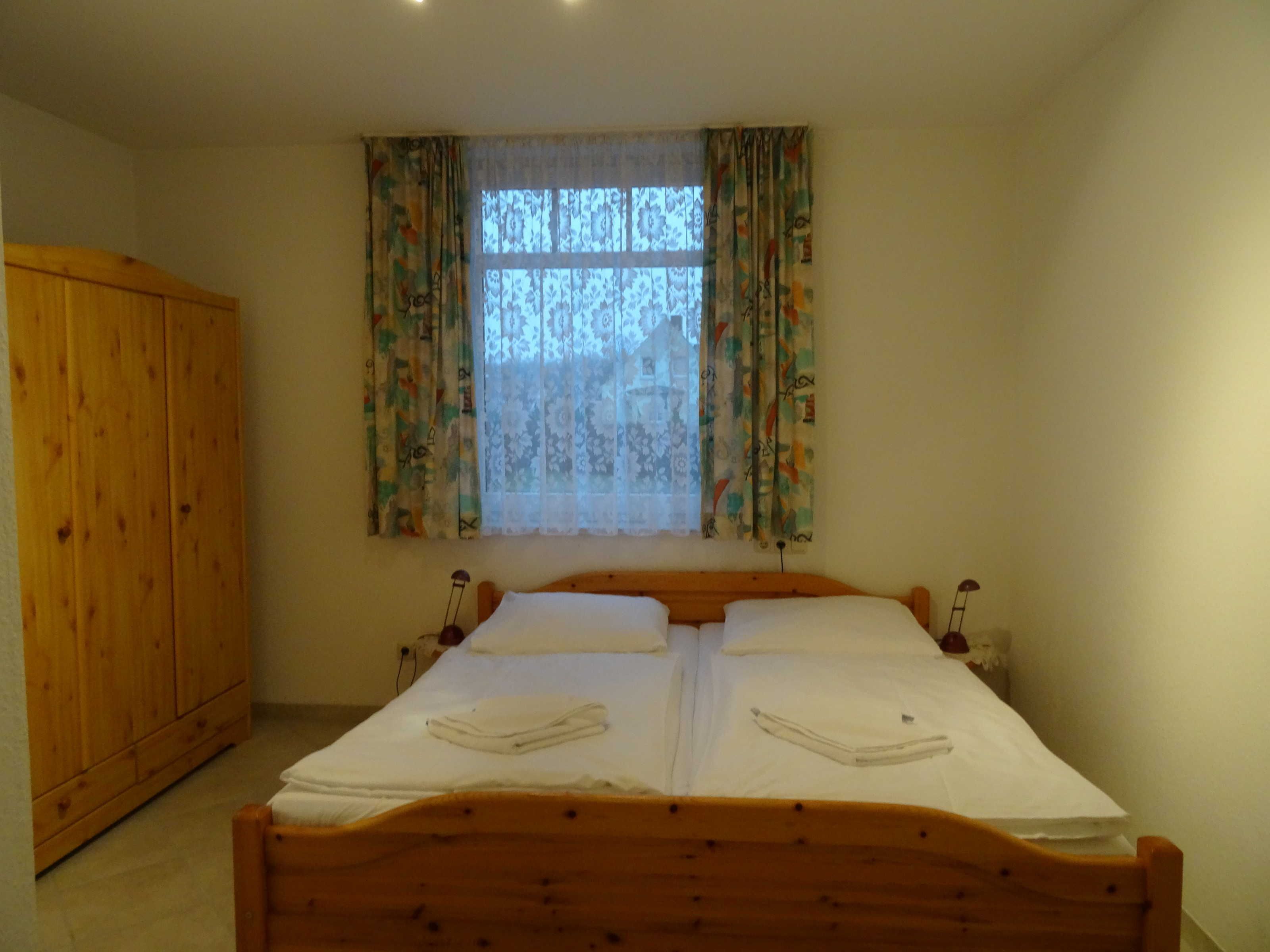 2 habitaciones, cuna de viaje, wifi y ropa de cama 