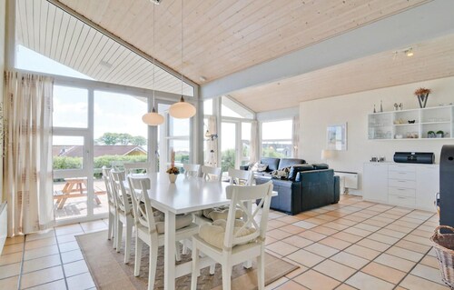 3 huoneen majoitus Sjølund