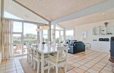 Awesome home in Sjølund with kitchen
