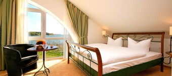 Suite 01 with terrace - DEB 014 maritime hotel with gastronomic experience