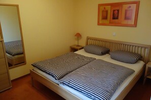 1 室のベッドルーム、WiFi