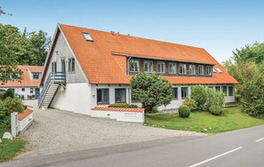 Exterior - 2 bedroom nice apartment in Ebeltoft (Ebeltoft)