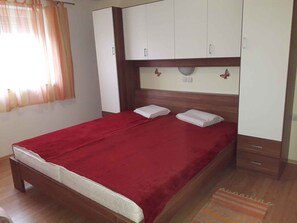 2 soveværelser, weekendseng, internetforbindelse