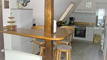 Fridge, microwave, oven