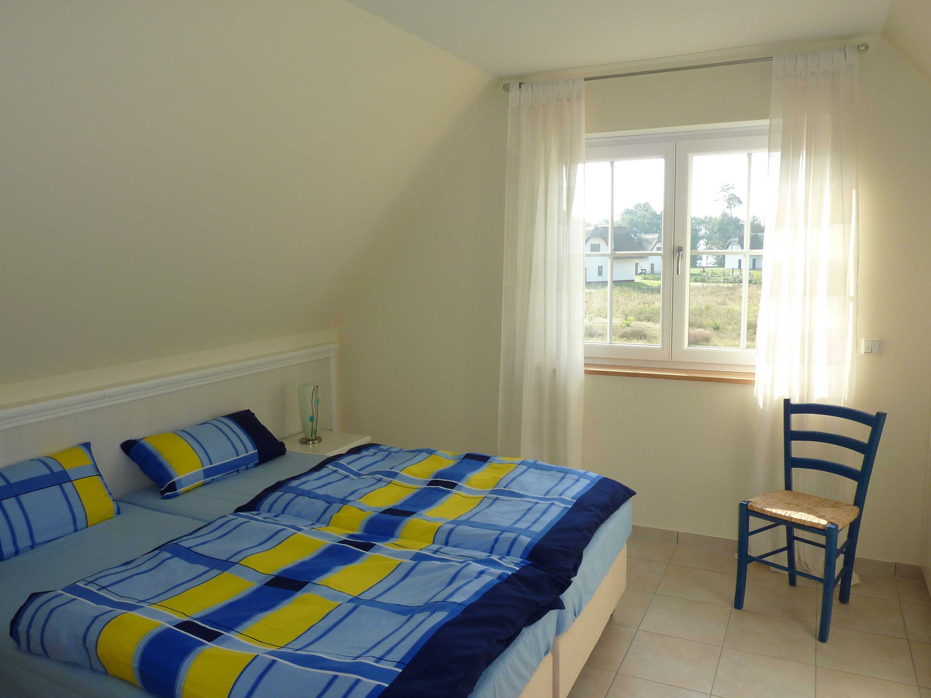 3 bedrooms, travel crib, WiFi, bed sheets