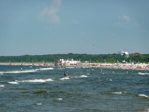 Unclassified image, 2 of 55, button - Cottage on the Haff - cottage (Zirchow)