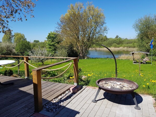 Terrace/patio - Fewo am kleinen See 1 - Fewo 1 am kleinen See (Bergen auf Rügen)