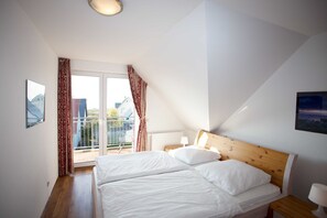 3 camere, una scrivania, Wi-Fi