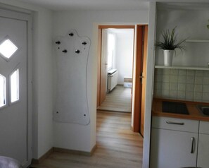 Unclassified image, 5 of 11, button