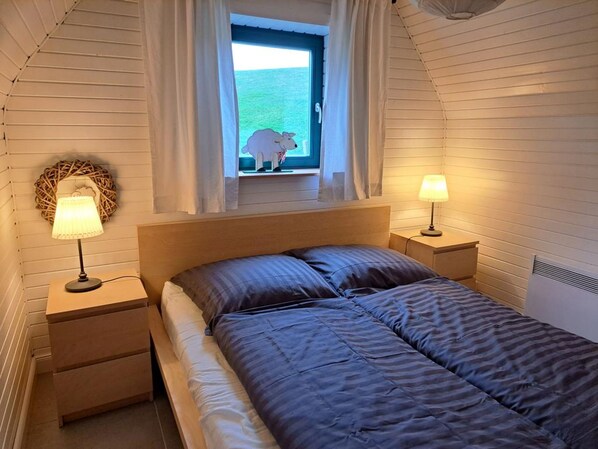 2 bedrooms, WiFi