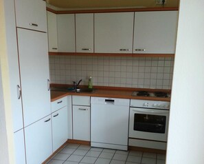 Frigorifero, forno, lavastoviglie, macchina per tè/caffè
