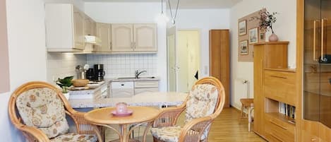 Kühlschrank, Ofen, Geschirrspüler