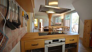 Køleskab, mikrobølgeovn, ovn, opvaskemaskine