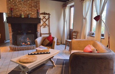 Gorgeous home in Romery with kitchen