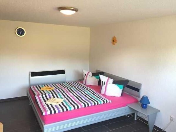 1 chambre, Wi-Fi, draps fournis