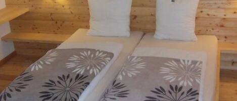 1 Schlafzimmer, Schreibtisch, WLAN