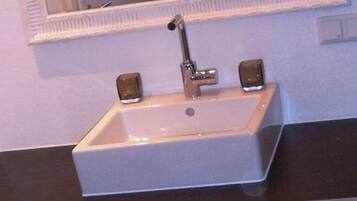 Een douche, een haardroger