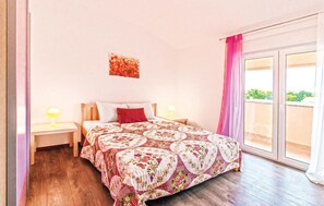 3 camere, culla da viaggio, Wi-Fi gratuito, lenzuola