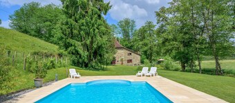 Awesome home in Lohitzun-Oyhercq
