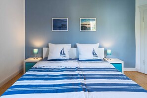 2 Schlafzimmer, Schreibtisch, Reisekinderbett, WLAN