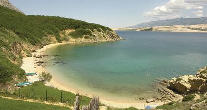 Nice apartment in Bosana-Pag with WiFi