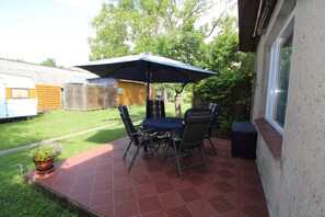 Unclassified image, 2 of 8, button