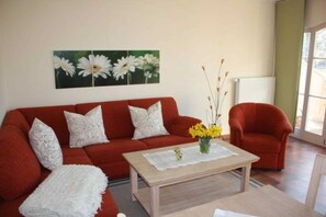 Unclassified image, 4 of 10, button - (292) 2-room apartment beach road - Apartment block LAGUNA (Kühlungsborn)