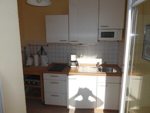 Kühlschrank, Mikrowelle