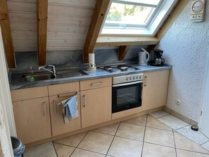 Frigorifero, microonde, forno
