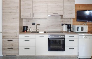 Kühlschrank, Herdplatte, Geschirrspüler