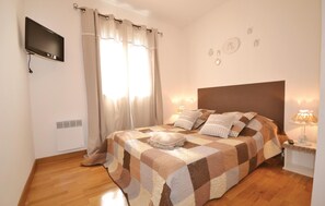 2 bedrooms, free WiFi