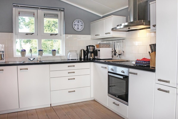 KĂŒhlschrank, Herdplatte, GeschirrspĂŒler