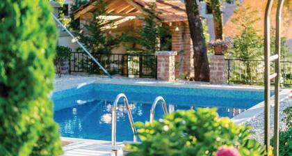 Awesome apartment in Herceg Novi