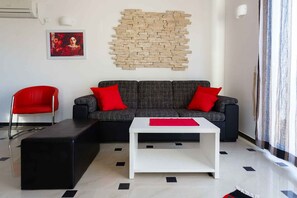 Fernseher, Stereoanlage