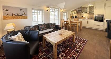 Apartment 03 with fireplace, balcony & sea view - A: Haus Strandkiefer - close to the beach