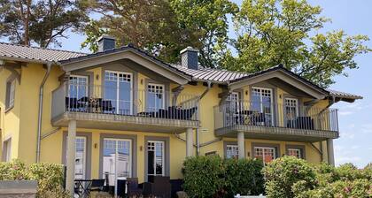 Apartment 03 with fireplace, balcony & sea view - A: Haus Strandkiefer - close to the beach