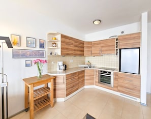 Kühlschrank, Ofen, Geschirrspüler