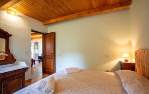 2 bedrooms, Internet