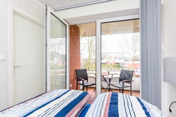 2 Schlafzimmer, Reisekinderbett, WLAN