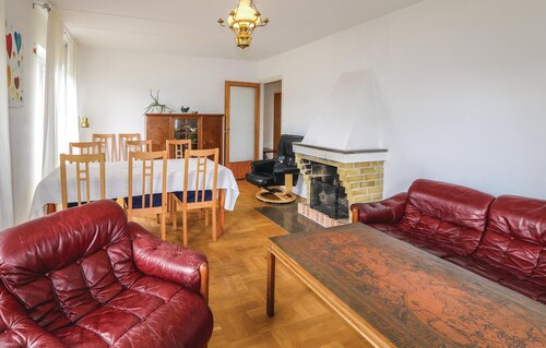 3 bedroom lovely home in Bunkeflostrand