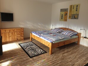1 Schlafzimmer, WLAN, Bettwäsche