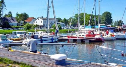 Ferienwohnung im roten Haus - Ferienwohnung im Anbau
