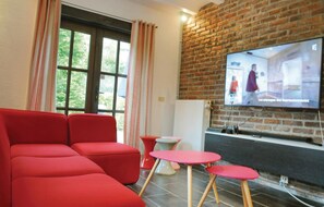 TV, DVD player, stereo - Lovely home in Durbuy with WiFi (Durbuy)
